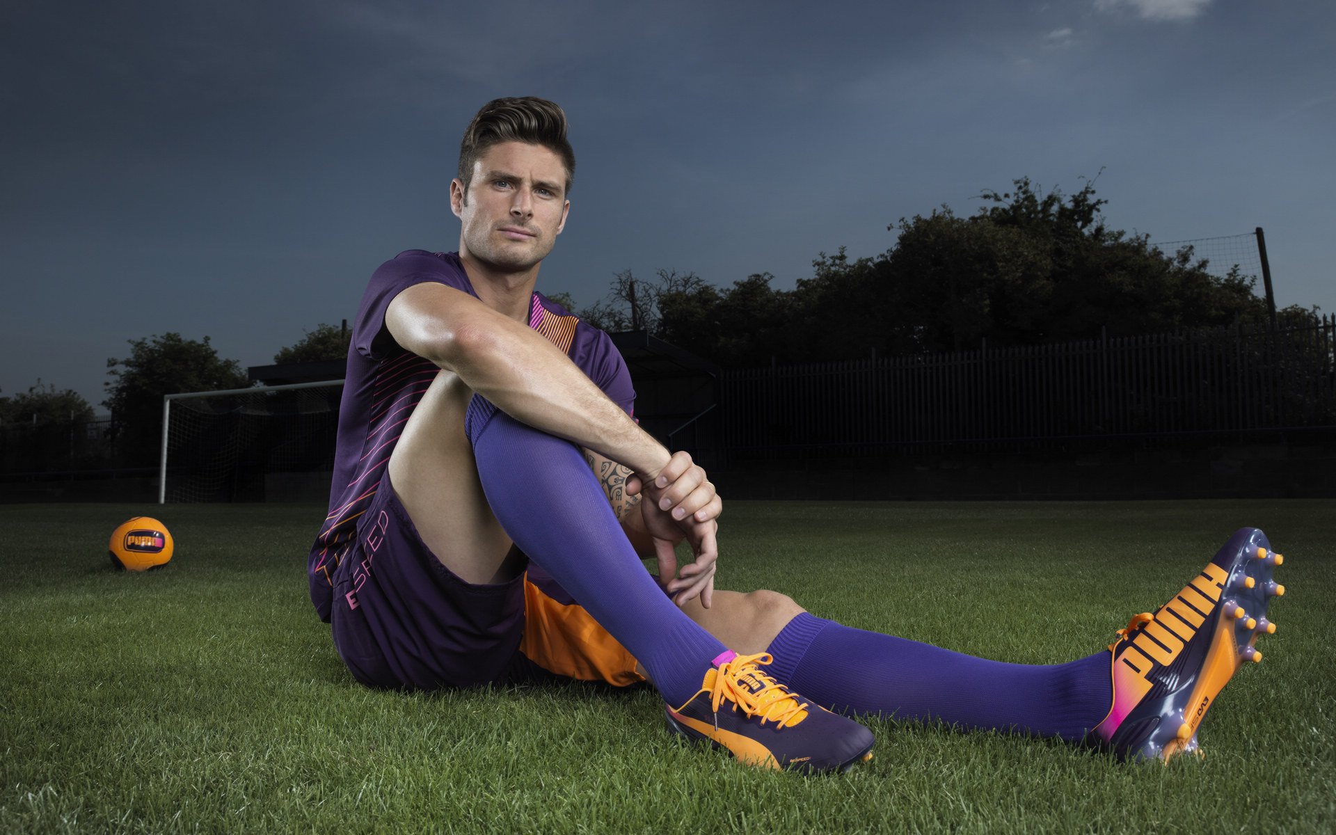 媒体评论国足表现，呼吁改革，国足新闻评论